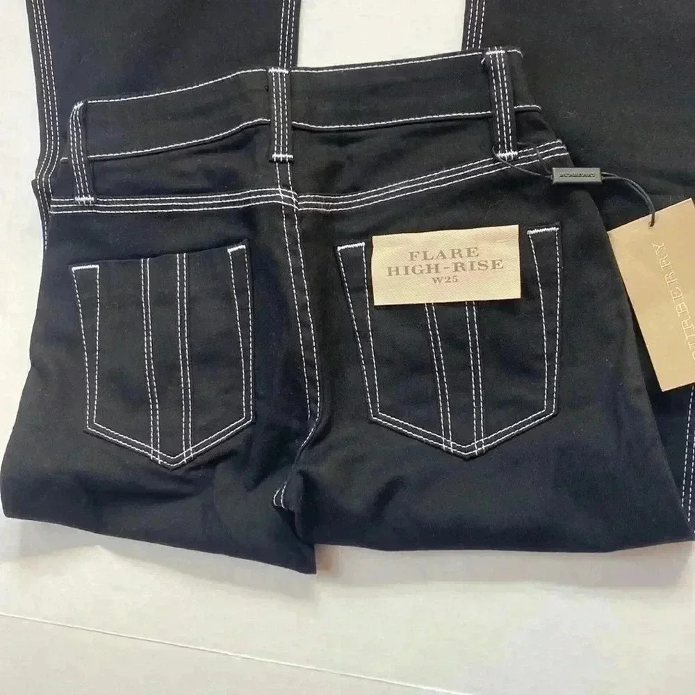 Burberry Brit NWT Black with White Stitching
Denim Flare Leg Jeans Size 25 - Picture 5 of 15